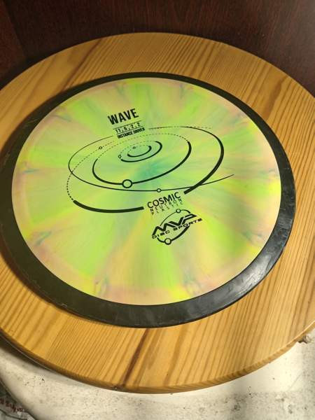 MVP Wave (Cosmic neutron plastic) Distance driver 11/5/-2/2 Kirkkonummi – foto 1