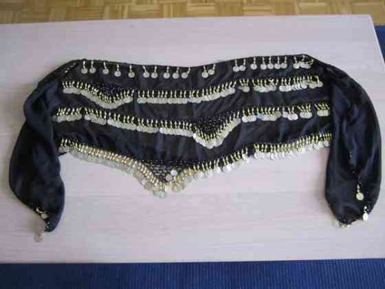 Napatanssi liina, päähine, hame Helsinki