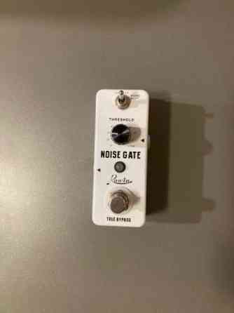 Rowin Noise Gate pedaali Helsinki