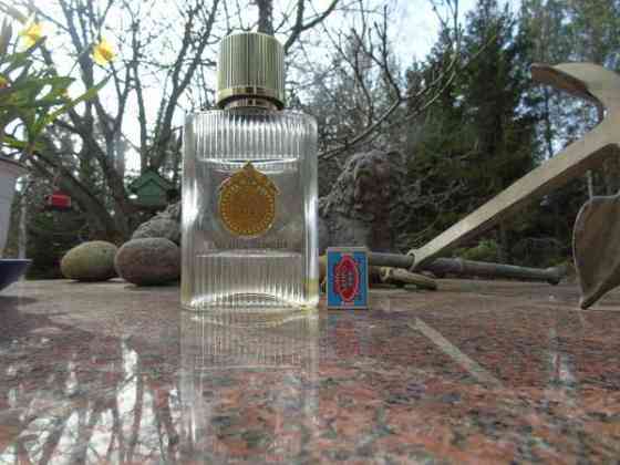 GRANVALOR jättikokoinen esittelypullo ( somistepullo) Uusikaupunki