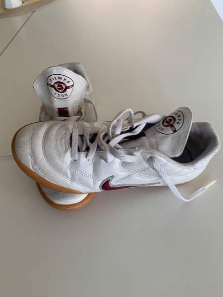 Nike futsal/susäpelikengät Vantaa - photo 1