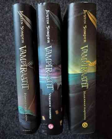 Vampiraatit koko sarja Kotka