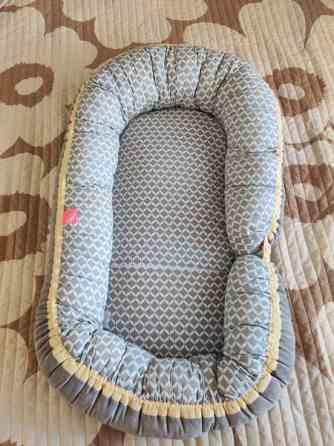 Motherhood Vauvan unipesä Jyvaeskylae