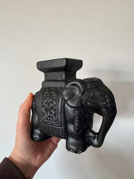 Keraaminen norsu Tuusula - valokuva 3