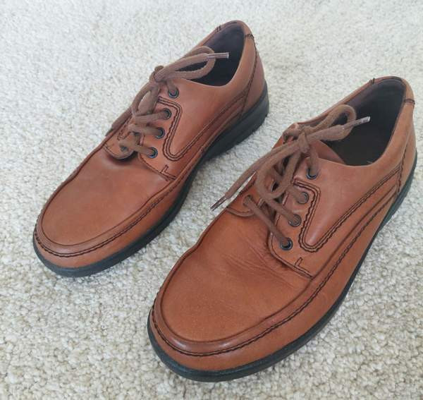 Miesten nahkakengät 42 Helsinki - photo 1