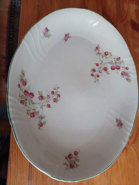 Arabian Pikkuruusu- tarjoiluvati Nurmijaervi – foto 1