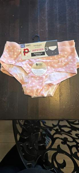 Mekko 110cm. pussilakana 120x160cm. sortsipuku 110cm Sastamala - valokuva 4