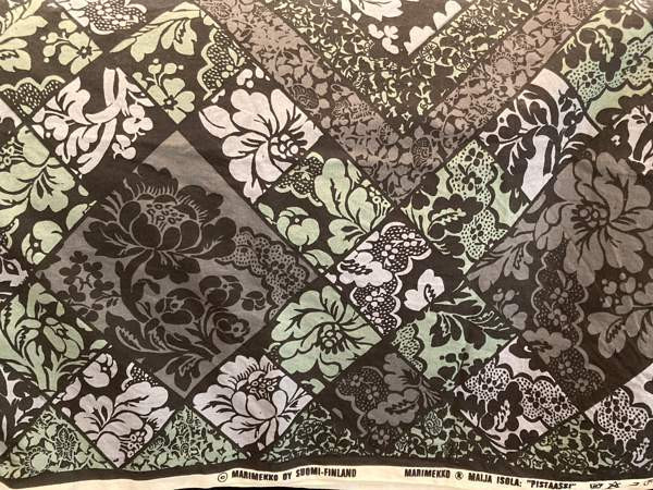 Marimekko :  Maija Isolan  " Pistaassi " , harmaasävyinen verho / pöytäliina Туусула - изображение 1