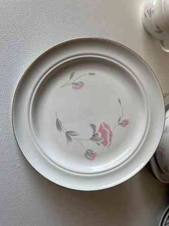 JLMENAU ruokailuastiasto Йоэнсуу