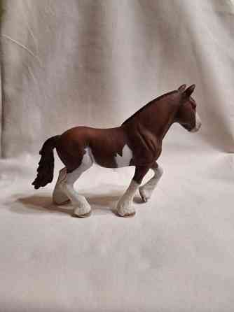 Schleich Clydesdale Tamma "Klara Вантаа