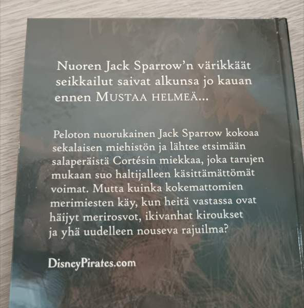 2kpl lapselle seikkailukirjaa Lapua - изображение 3