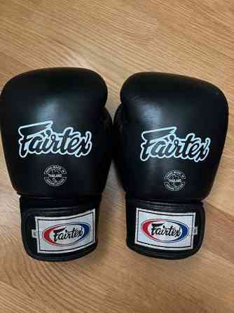 Fairtex nyrkkeilyhanskat 12oz Kokkola