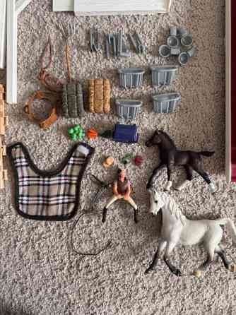 Schleich talli ja lisävarusteet Вантаа