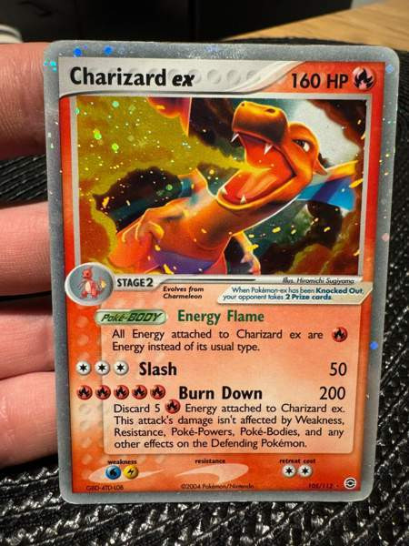 Charizard ex Hyvinkää - valokuva 1