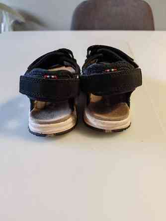 Viking sandaalit koko 29 Lieto