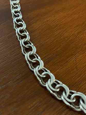 Näyttävä hopeinen bismarck kaulakoru Vantaa