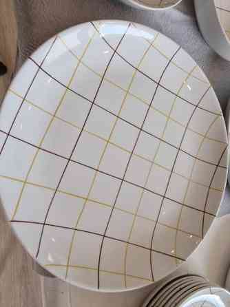 Arabia Verkko -astiastoa Liperi