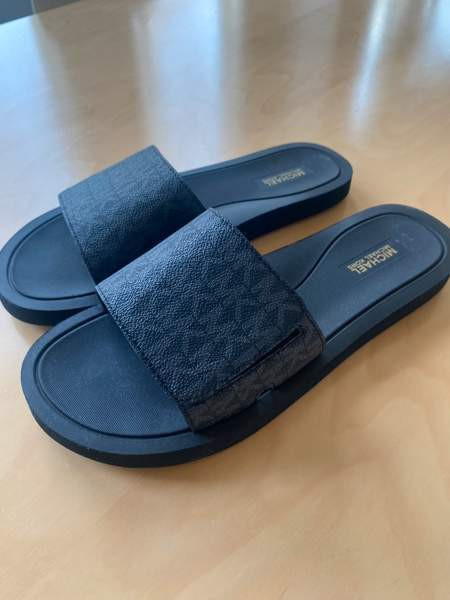 Mickhael Kors sandaalit Эспоо - изображение 1