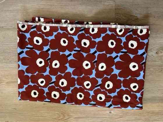 Marimekko Pieni Unikko 4,4m x 1,45m verhokangas verho Lappeenranta