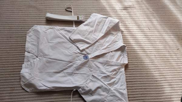 Taekwondo asu 180cm Janakkala – foto 2