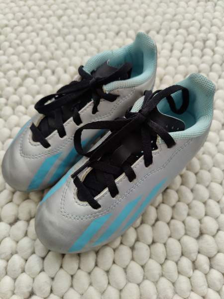 Lasten adidas jalkapallokengät, koko 29 Helsinki - изображение 1