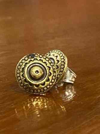 Kalevala Koru pronssiset 1225 nappikorvakorut Vantaa