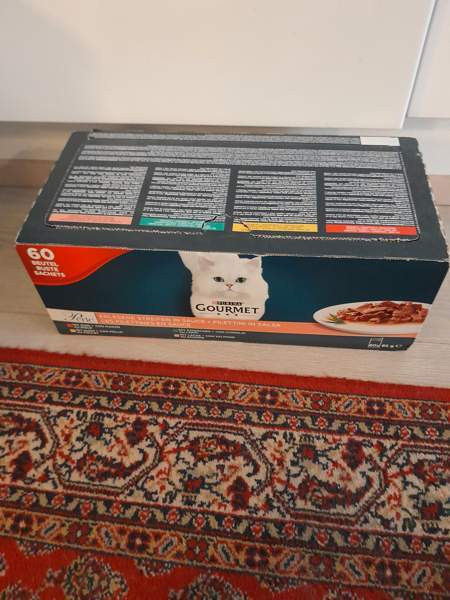 Gourmet kissanruokaa kastikkeessa Vantaa – foto 1