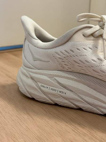 Hoka Clifton 8 Helsinki - photo 4