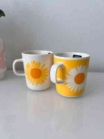 Marimekko Oiva/Auringonkukka mukit Kauniainen