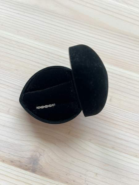 Valkokultainen timanttisormus Тампере - изображение 5