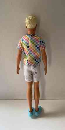 Barbie Fashionistas Ken nukke Turku