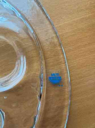 Meri lasin iso lasinen tuikkualusta Tampere