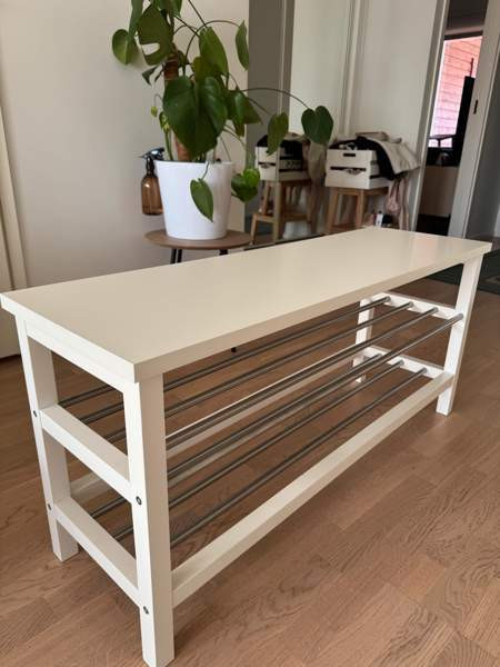 Ikea Tjusig penkki/kenkäteline Hollola – foto 1