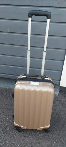 Lentolaukku kulta Espoo – foto 1