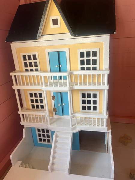 Nukkekoti- hyvässä kunnossa Эспоо - изображение 1