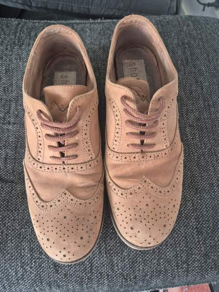 Miesten kengät, koko 42. Nousiainen - valokuva 2