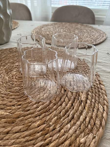 Jotex NINA- lasit Vantaa - valokuva 1