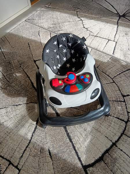 Kävelytuoli Turku - valokuva 1