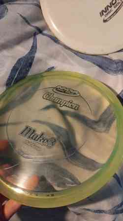 Frisbeegolf bägi ja 18 kiekkoo Jyvaeskylae