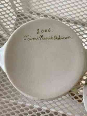 Posliininen käsinmaalattu rasia Rovaniemi