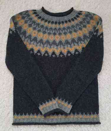 Riddari villapaita / neulepusero Liminka