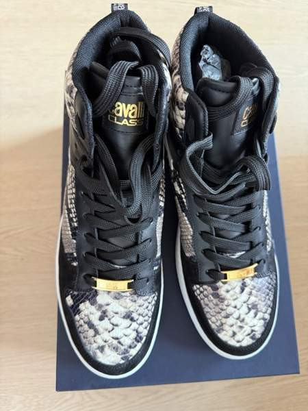 Cavalli class kengät Vantaa - valokuva 6