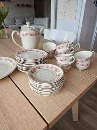 Vanha made in finland posliiniastiasto Tampere