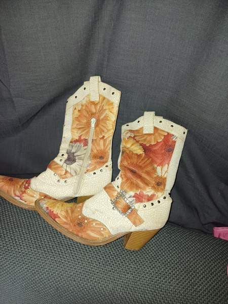 Bootsit Valkeakoski – foto 1