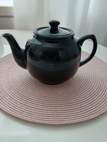Musta teekannu Tampere – foto 1