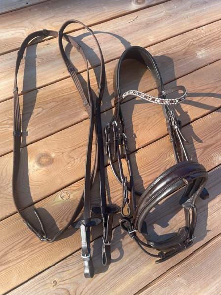 Tummanruskeat nahkasuitset Uurainen - изображение 2