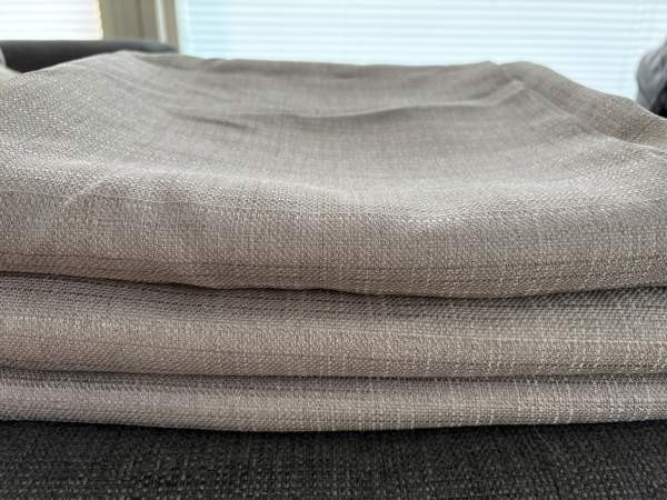 Beigenharmaat pimentävät verhot x3 Эспоо - изображение 4