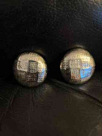 Hopeanväriset Nappikorvakorut Kemi