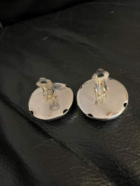 Hopeanväriset Nappikorvakorut Kemi - valokuva 3