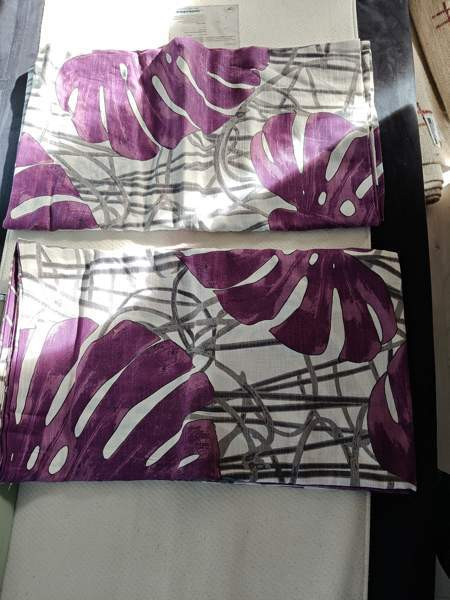 Liilat peikonlehtiverhot. Espoo - valokuva 1